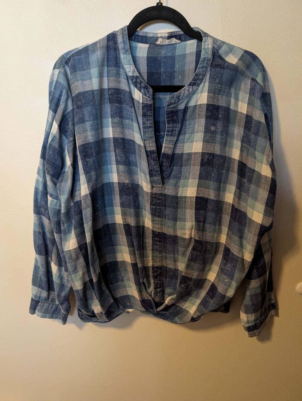 Hummingbird Blue Denim Color Plaid Long Sleeve Blouse Size Small